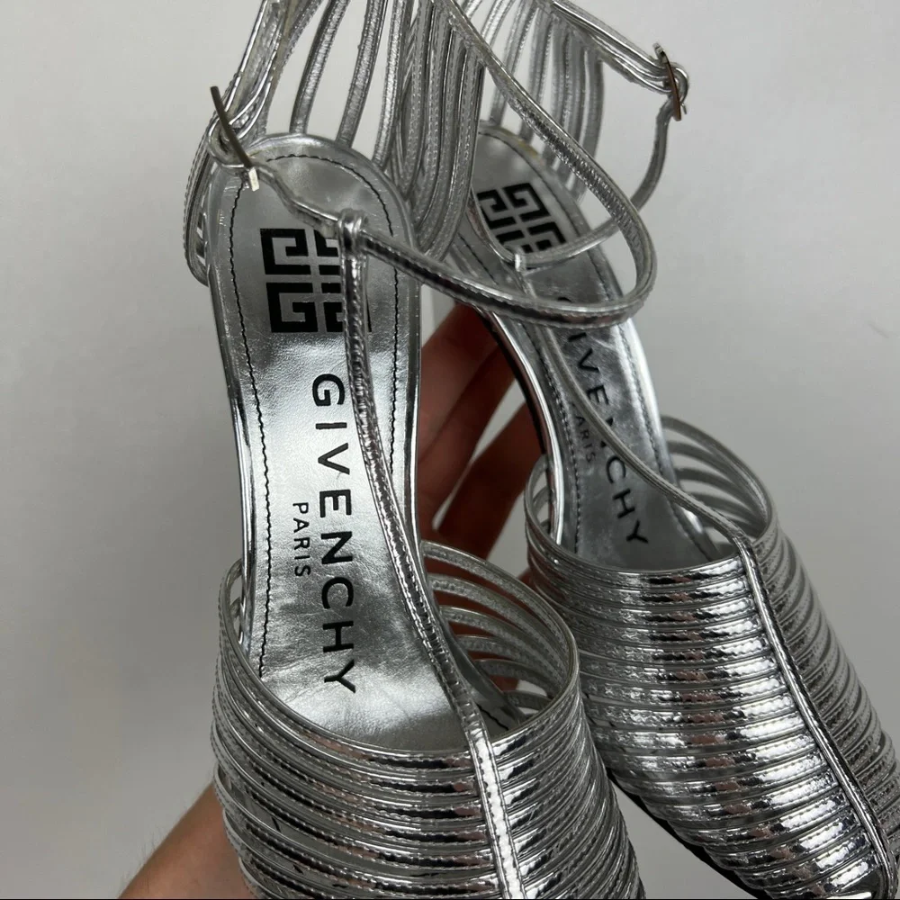 Givenchy Silver Metallic T-Strap Heeled Sandals - Picture 9 of 12